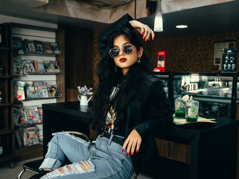 Rectangle 305 (1)-min